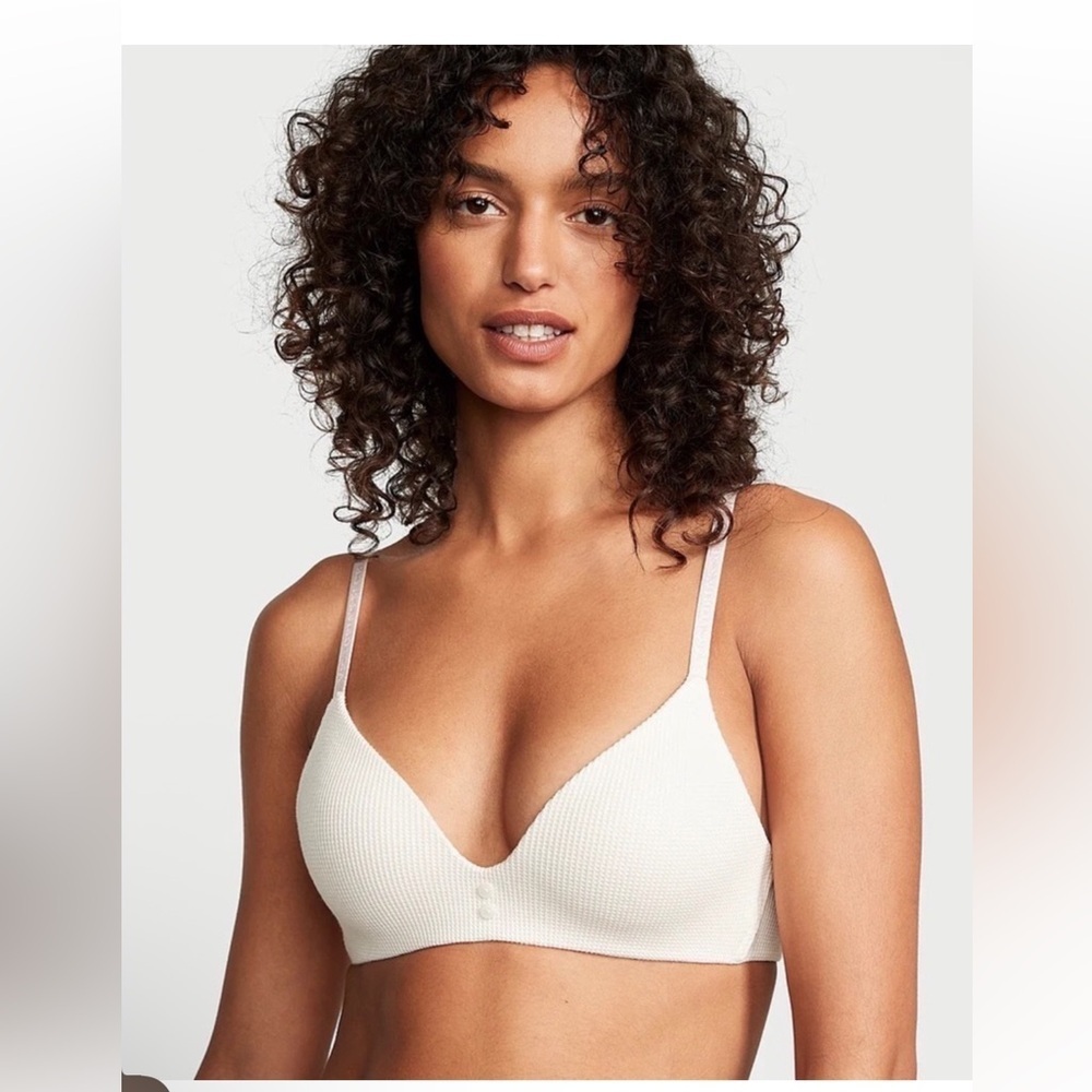 Victoria’s Secret Cotton Waffle-Knit T-Shirt Wireless Bra 34B EUC - Picture 4 of 6